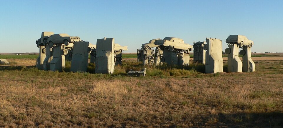 Carhenge_from_NW_2
